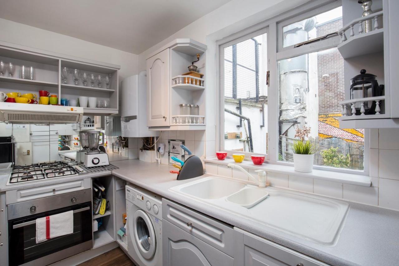 Modernised Apartments 1 And 2 Bedrooms Option Terrace And Balcony High Street ロンドン エクステリア 写真