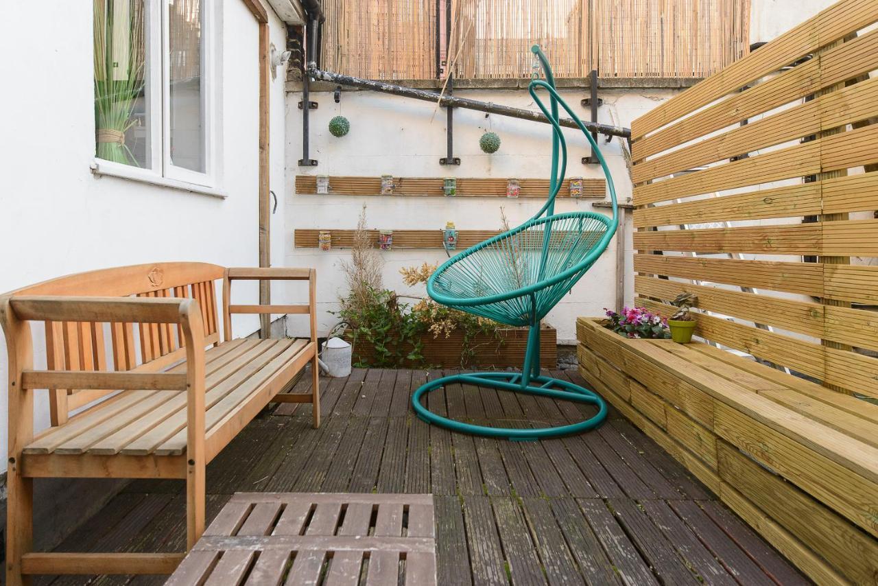 Modernised Apartments 1 And 2 Bedrooms Option Terrace And Balcony High Street ロンドン エクステリア 写真