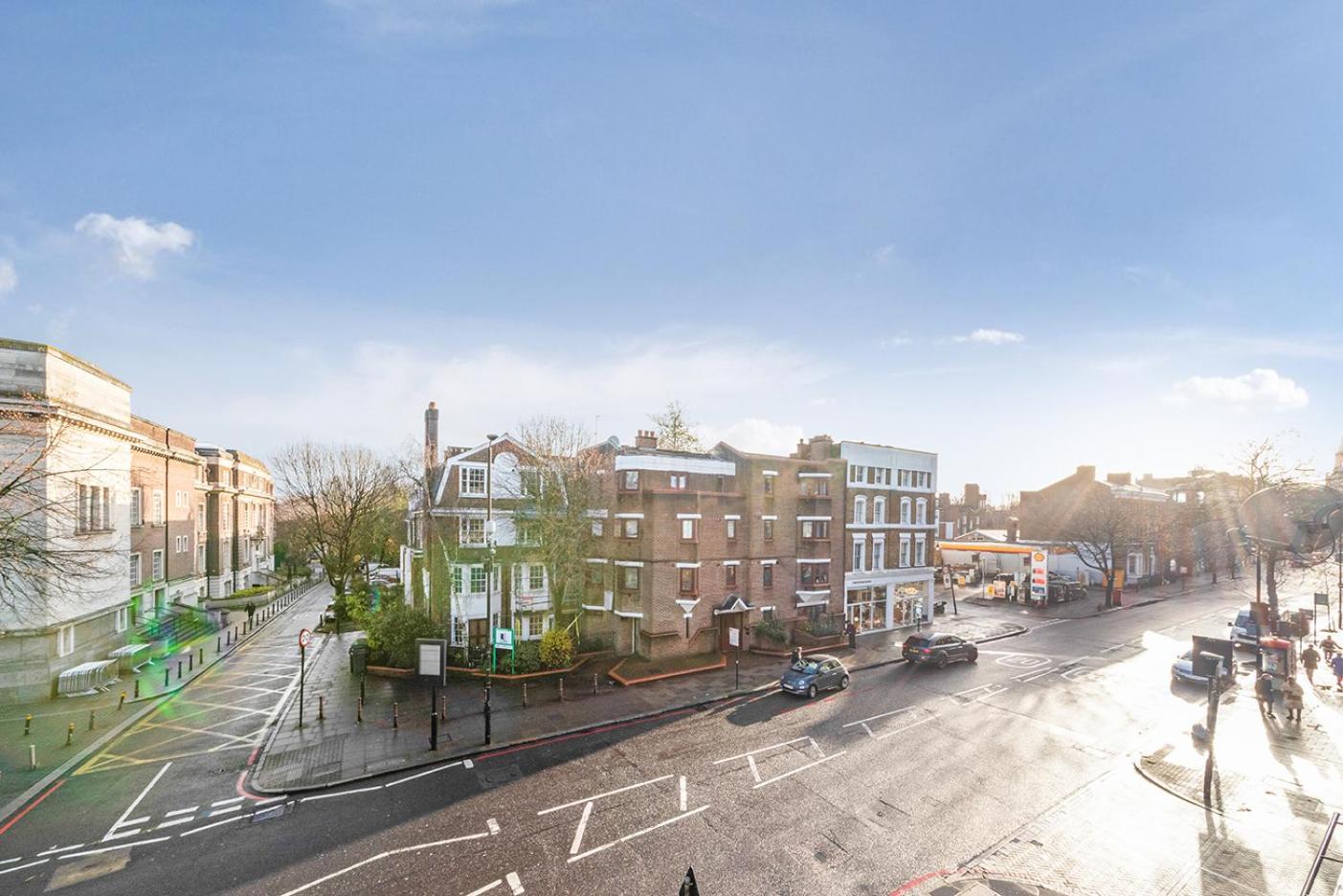 Modernised Apartments 1 And 2 Bedrooms Option Terrace And Balcony High Street ロンドン エクステリア 写真